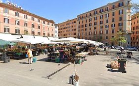 Flat In Trastevere - Rome